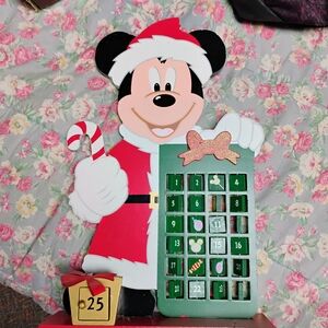 Disney Mickey Mouse Festive Advent Calendar - Red, Green, Black